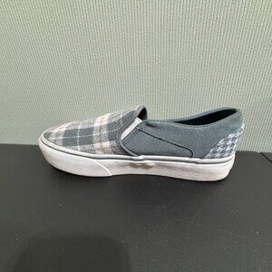 Plaid Slip-On Shoes Women’s Size 9 | Blue Gray Casual Comfort | EUC
